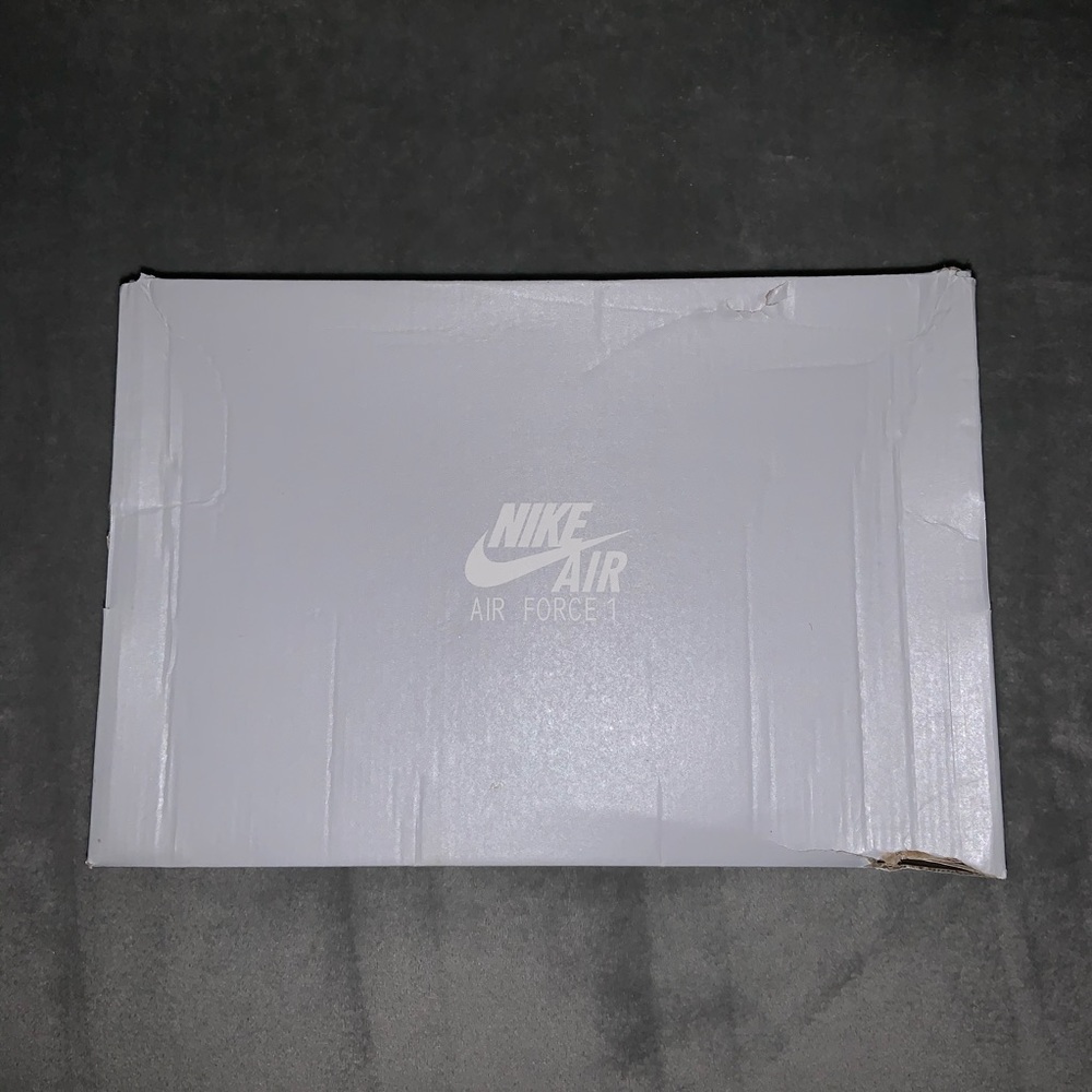 Nike Air Force 1 - Picture 2 of 7